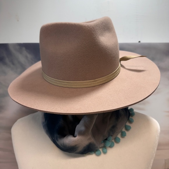 LACK OF COLOR FEDORA HAT 𝐓𝐇𝐄 𝐙𝐔𝐋𝐔 IN SAND COLOR - Picture 2 of 14